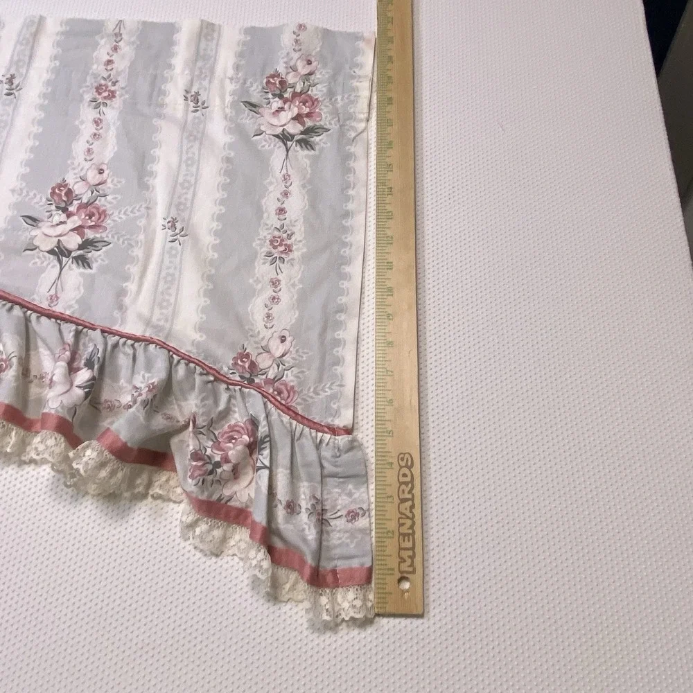 Vintage Croscill Priscilla window valance shabby chic cottage core romantic rose